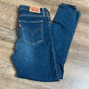 Levi High Rise Skinny Jeans